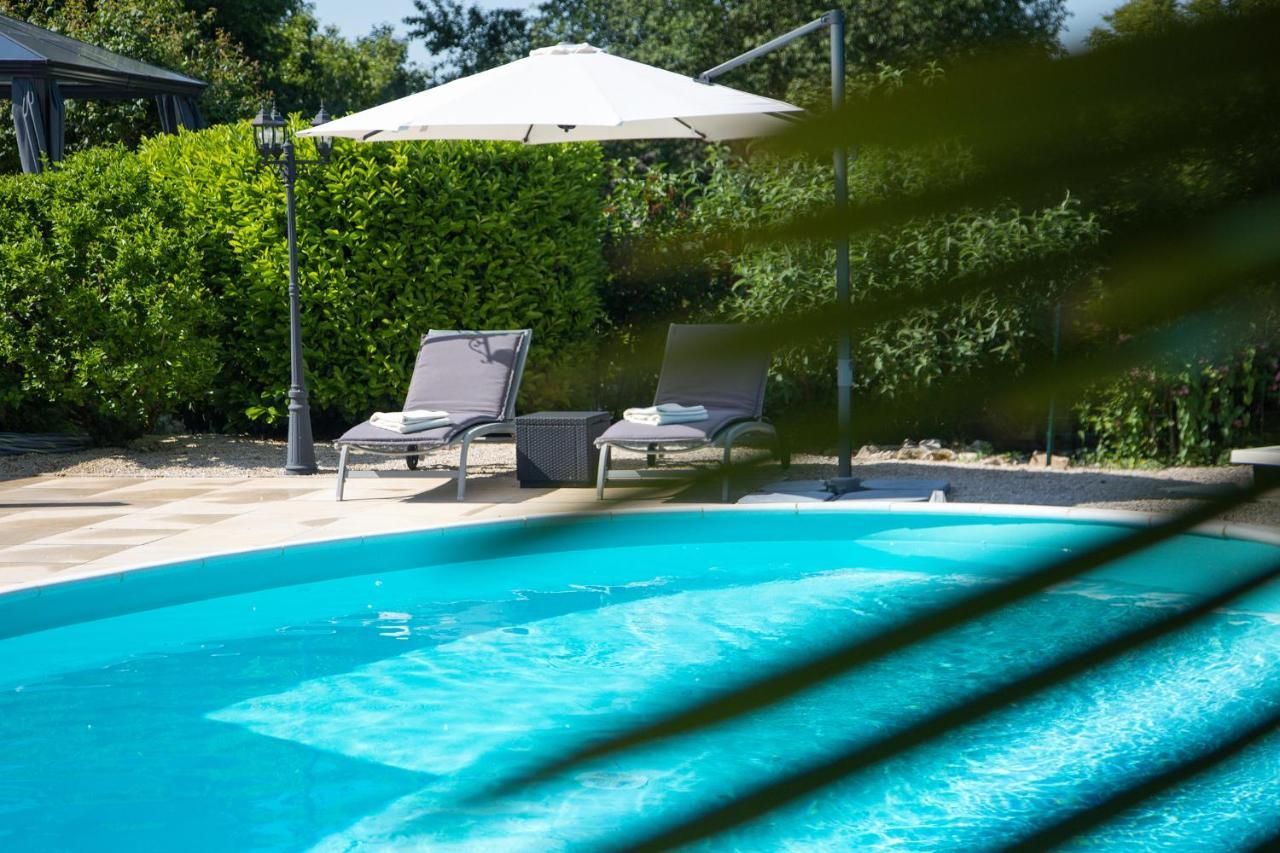 Domaine Des Pierres Blanches - Chambres D'Hotes Carlux Exteriör bild